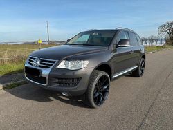 Schwarz Gebraucht 2007 VW Touareg Individual SUV | 9.999 € (Etwas zu teuer)