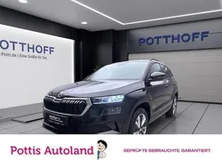 Schwarz Gebraucht 2023 Skoda Karoq Style SUV | 31.977 € (Fairer Preis)