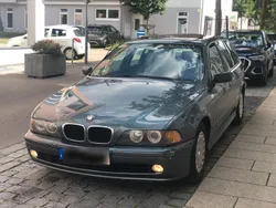 Grau Gebraucht 2002 BMW 525 Kombi | 2.550 € (Fairer Preis)
