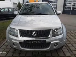Silber Gebraucht 2009 Suzuki Grand Vitara Comfort+ SUV | 4.900 € (Fairer Preis)