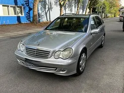 Silber Gebraucht 2005 Mercedes 180 Limousine | 3.300 €