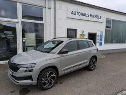 Steelgrau Gebraucht 2024 Skoda Karoq SportLine SUV | 42.500 € (Teuer)