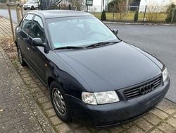 Schwarz Gebraucht 2000 Audi A3 Attraction Limousine | 950 € (Guter Preis)