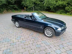 Blau Gebraucht 1999 BMW 318 Cabriolet Exclusive Cabrio | 9.990 € (Fairer Preis)