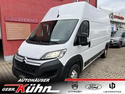 Eisweiß Gebraucht 2022 Citroën Jumper Van / Kleinbus | 17.017 € (Superpreis)