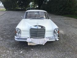 Weiß Gebraucht 1963 Mercedes W111 Coupé | 29.500 €
