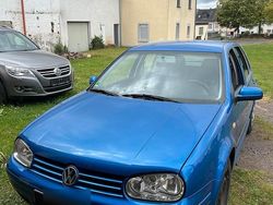 Blau Gebraucht 1999 VW Golf IV Kleinwagen | 2.799 € (Teuer)