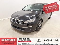 Lackierung schwarz perla nera/metalliclackierung Gebraucht 2015 Peugeot 308 Active Kombi | 4.999 € (Superpreis)