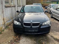 Schwarz Gebraucht 2005 BMW 320 Limousine | 1.200 € (Superpreis)
