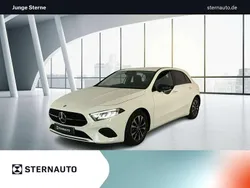 Unilack polarweiß Gebraucht 2024 Mercedes A180 Night Limousine | 30.980 € (Fairer Preis)