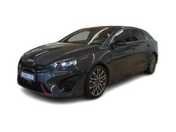Grau Gebraucht 2023 Kia ProCeed GT Kleinwagen | 26.880 € (Guter Preis)