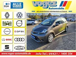 Bronzebraun mica metallic Gebraucht 2012 Toyota Aygo Cool Kleinwagen | 4.999 € (Fairer Preis)