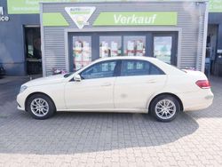 Hellelfenbein Gebraucht 2015 Mercedes E200 Limousine | 4.490 € (Teuer)