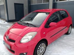 Rot Gebraucht 2010 Toyota Yaris Kleinwagen | 1.900 € (Superpreis)