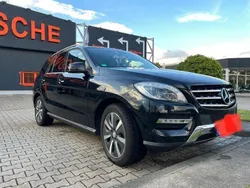 Schwarz Gebraucht 2013 Mercedes ML350 SUV | 17.990 € (Superpreis)