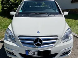 Weiß Gebraucht 2009 Mercedes B170 Van / Kleinbus | 4.000 € (Guter Preis)
