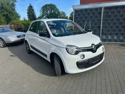 Weiß Gebraucht 2017 Renault Twingo LIMITED Kleinwagen | 6.600 € (Guter Preis)