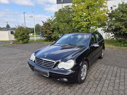 Schwarz Gebraucht 2002 Mercedes C180 Classic Kombi | 899 € (Superpreis)