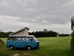 Blau Gebraucht 1983 VW T3 Van | 18.000 €