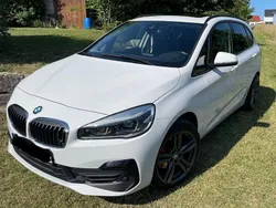 Weiß Gebraucht 2018 BMW 220 Active Tourer Performance Van / Kleinbus | 16.000 € (Superpreis)