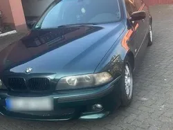 Grün Gebraucht 1998 BMW 528 Limousine | 2.300 € (Superpreis)
