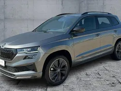 Grau Neu 2025 Skoda Karoq SportLine SUV | 38.470 € (Teuer)