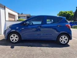Blau Gebraucht 2016 Hyundai i10 Kleinwagen | 6.500 € (Guter Preis)