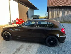 Braun Gebraucht 2010 BMW 120 Lifestyle Kleinwagen | 5.750 € (Etwas zu teuer)