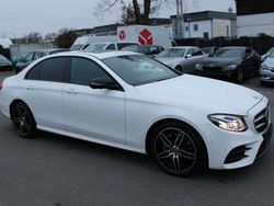 Polarweiss unilack Gebraucht 2017 Mercedes E200 AMG line Limousine | 26.900 € (Fairer Preis)