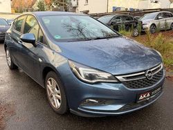 Blau Gebraucht 2016 Opel Astra Edition Limousine | 6.550 € (Fairer Preis)