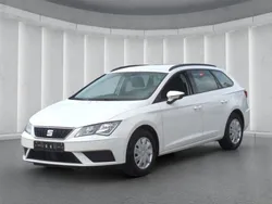 Weiss Gebraucht 2019 Seat Leon ST Reference Kombi | 15.049 € (Etwas zu teuer)