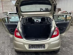 Gold Gebraucht 2009 Opel Corsa Edition Limousine | 3.000 € (Guter Preis)