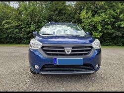Blau Gebraucht 2017 Dacia Dokker Lauréate Van / Kleinbus | 7.900 € (Fairer Preis)