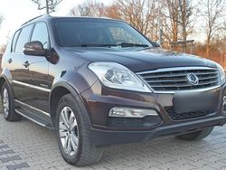 Braun Gebraucht 2013 Ssangyong (KGM) Rexton Crystal SUV | 6.900 €
