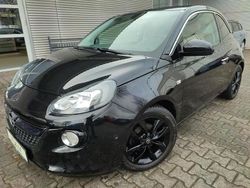 Schwarz Gebraucht 2019 Opel Adam Kleinwagen | 10.990 € (Etwas zu teuer)