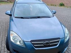 Blau Gebraucht 2008 Kia Ceed EX Kleinwagen | 1.799 € (Superpreis)