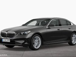 Grau Gebraucht 2024 BMW 520 Comfort Edition Limousine | 54.090 € (Teuer)