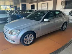 Silver metallic Gebraucht 2010 Mercedes C200 Limousine | 12.950 € (Teuer)