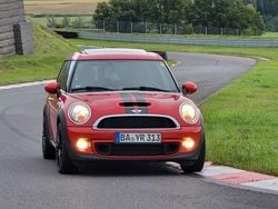Rot Gebraucht 2013 Mini Cooper S Clubman Kombi | 7.000 € (Fairer Preis)