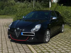Schwarz Gebraucht 2011 Alfa Romeo Giulietta Kleinwagen | 7.200 € (Teuer)