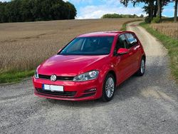 Rot Gebraucht 2014 VW Golf VII Cup Kleinwagen | 11.000 €