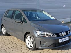 Grau Gebraucht 2015 VW Golf Sportsvan R Van / Kleinbus | 13.990 € (Fairer Preis)