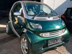 Grün Gebraucht 2003 Smart ForTwo Coupé Kleinwagen | 3.999 €