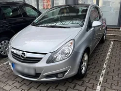Silber Gebraucht 2009 Opel Corsa Limousine | 2.800 € (Guter Preis)