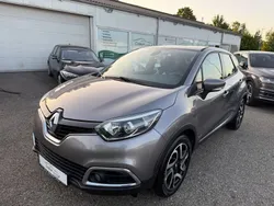 Grau Gebraucht 2014 Renault Captur Intens SUV | 8.490 € (Fairer Preis)