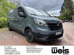 Urban grau Gebraucht 2023 Renault Trafic Van | 30.990 € (Etwas zu teuer)