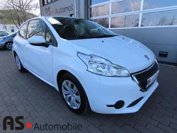 Weiß Gebraucht 2015 Peugeot 208 Active Kleinwagen | 5.990 € (Fairer Preis)