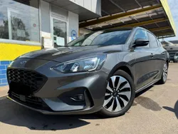 Grau Gebraucht 2019 Ford Focus ST-Line Limousine | 13.490 € (Fairer Preis)