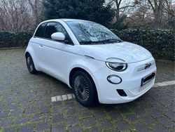 Weiß Gebraucht 2021 Fiat 500e Icon Limousine | 14.900 € (Fairer Preis)