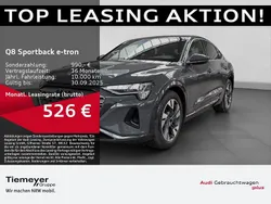 Grau Gebraucht 2024 Audi Q8 Sportback e-tron Advanced SUV | 61.950 € (Fairer Preis)
